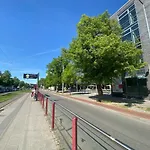 Schoenes, Zentral Gelegenes Kulturzimmer *