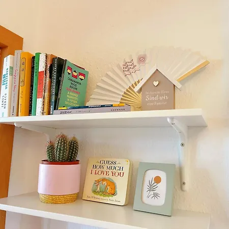 Schoenes, Zentral Gelegenes Kulturzimmer Rum i privatbostad *