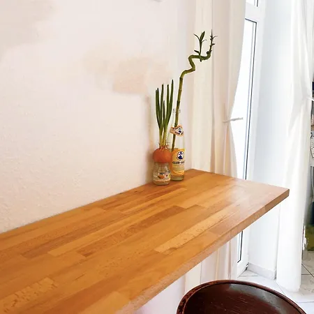 Schoenes, Zentral Gelegenes Kulturzimmer Erfurt