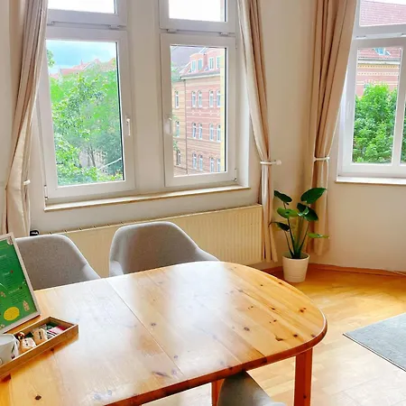 Rum i privatbostad Schoenes, Zentral Gelegenes Kulturzimmer *