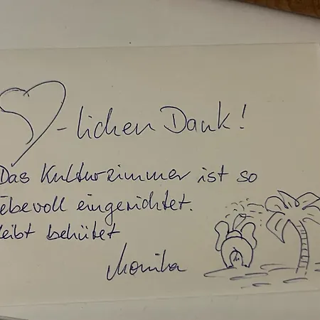 Schoenes, Zentral Gelegenes Kulturzimmer * إرفورت