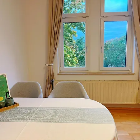 Rum i privatbostad Schoenes, Zentral Gelegenes Kulturzimmer *