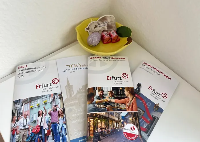 Schoenes, Zentral Gelegenes Kulturzimmer Pansiyon *