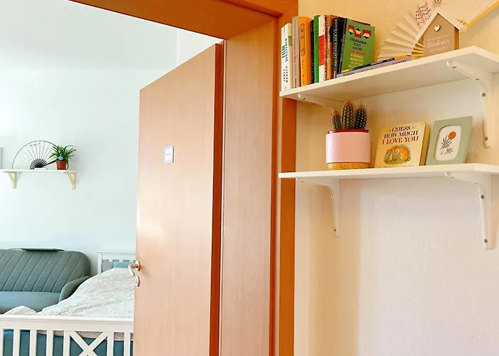 Schönes, Zentral Gelegenes Kulturzimmer