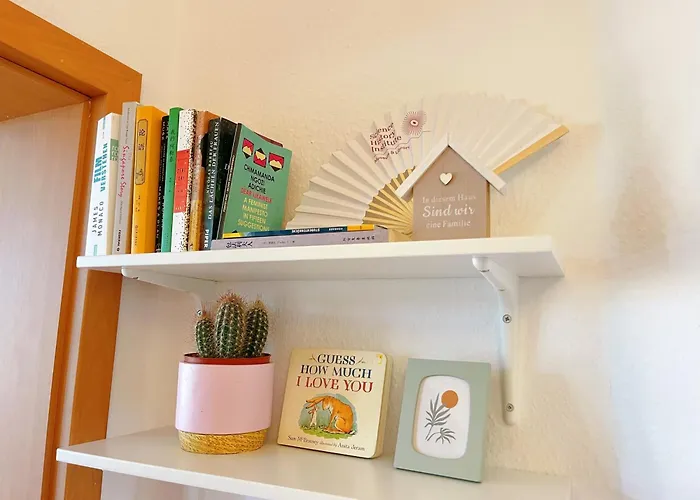 Schoenes, Zentral Gelegenes Kulturzimmer 民宿 *